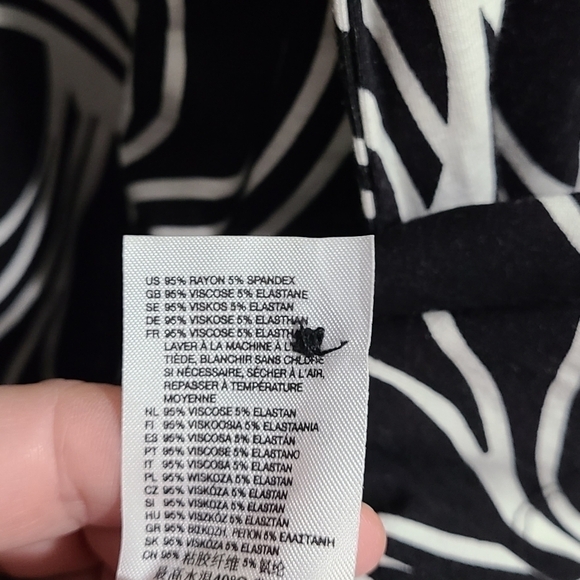 H&M Black & White Abstract Print 3/4 Sleeve Midi Dress Size 14 - Picture 10 of 10